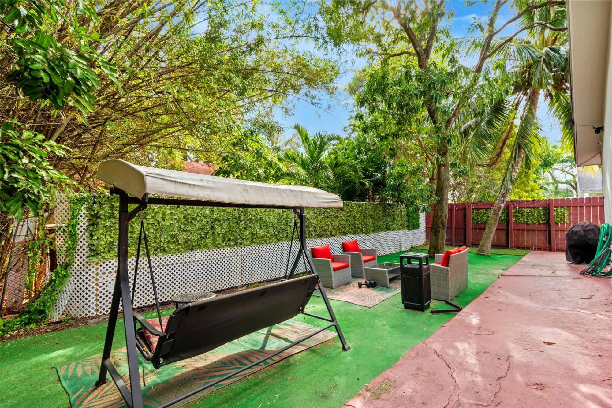 Auberge de jeunesse Crocodhouse Early Check In Eight Years Hosting à Fort Lauderdale Extérieur photo